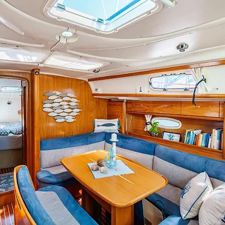 Charming Sailing Boat - Le Dimore Di Ines Bari