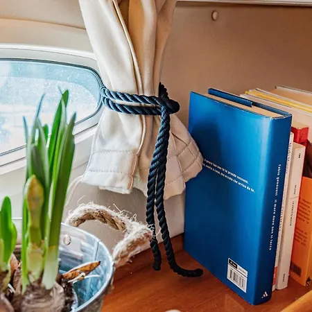 Charming Sailing Boat - Le Dimore Di Ines Botel *