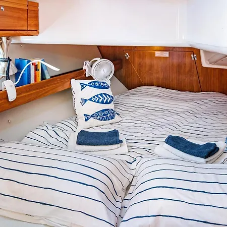 Botel Charming Sailing Boat - Le Dimore Di Ines *