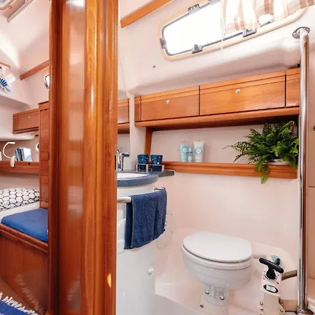 Charming Sailing Boat - Le Dimore Di Ines * Бари