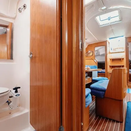 Hotel en barco Charming Sailing Boat - Le Dimore Di Ines