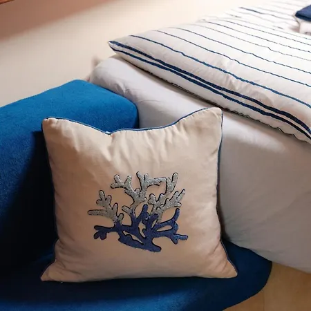 Charming Sailing Boat - Le Dimore Di Ines Úszó hotel *